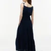 Midi-Kleid aus Seersucker mit Stufen
