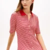 Midi-Kleid mit goldenen Knöpfen Midi-Kleid mit goldenen Knöpfen