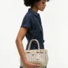 Mini-Tasche aus gewebtem Leder Mini-Tasche aus gewebtem Leder