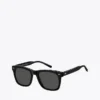 Moderne Sonnenbrille im Prep-Stil Moderne Sonnenbrille im Prep-Stil