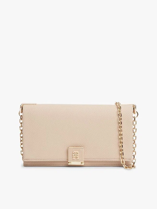 Monogram Clasp Chain Strap Crossbody Bag Monogram Clasp Chain Strap Crossbody Bag