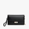 Monogramm-Verschluss, Clutch mit genarbter Klappe Monogramm-Verschluss, Clutch mit genarbter Klappe