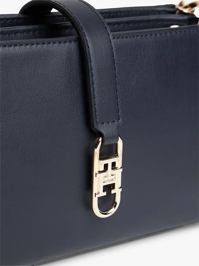 Polierte Monogramm-Umhängetasche mit Kette Polierte Monogramm-Umhängetasche mit Kette