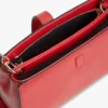 Polierte Monogramm-Umhängetasche mit Kette Polierte Monogramm-Umhängetasche mit Kette