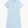Polo-Kleid aus Stretch-Baumwolle in klassischer Passform Polo-Kleid aus Stretch-Baumwolle in klassischer Passform