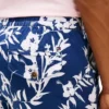 Regular Fit 7″ Shorts mit tropischem Print Regular Fit 7″ Shorts mit tropischem Print