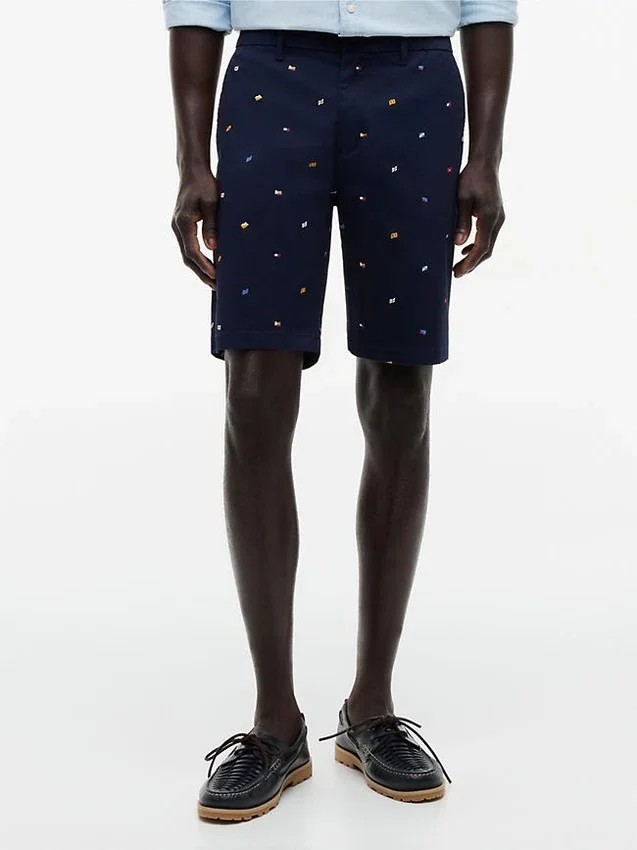 Regular Fit 9″ Shorts mit Segelflaggen-Print Regular Fit 9″ Shorts mit Segelflaggen-Print
