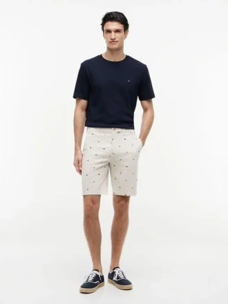 Regular Fit 9″ Shorts mit Segelflaggen-Print