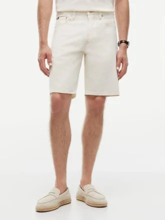 Regular Fit, stückgefärbte Denim-Shorts