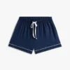 Schlafanzug-Set mit kontrastfarbenen Säumen an den Shorts