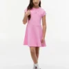 Skaterkleid für Kinder mit tonalem Flaggenlogo Skaterkleid für Kinder mit tonalem Flaggenlogo