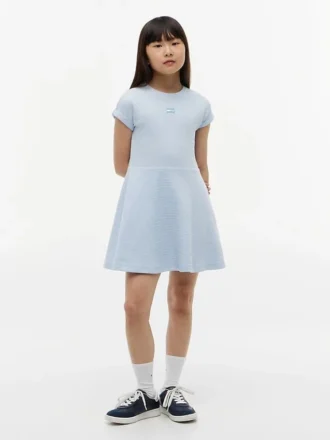 Skaterkleid für Kinder mit tonalem Flaggenlogo Skaterkleid für Kinder mit tonalem Flaggenlogo