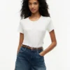 Slim Fit Pointelle T-Shirt mit Rundhalsausschnitt Slim Fit Pointelle T-Shirt mit Rundhalsausschnitt