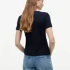 Slim Fit Pointelle T-Shirt mit Rundhalsausschnitt Slim Fit Pointelle T-Shirt mit Rundhalsausschnitt