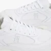 Sneaker aus grobem Leder mit gemischter Textur Sneaker aus grobem Leder mit gemischter Textur