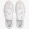 Sneaker aus kontrastierendem Wildleder Sneaker aus kontrastierendem Wildleder