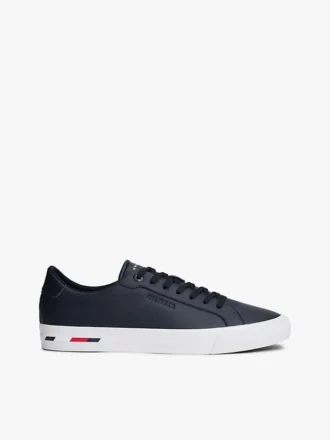 Sneaker aus vulkanisiertem Leder mit Flaggenstreifen
