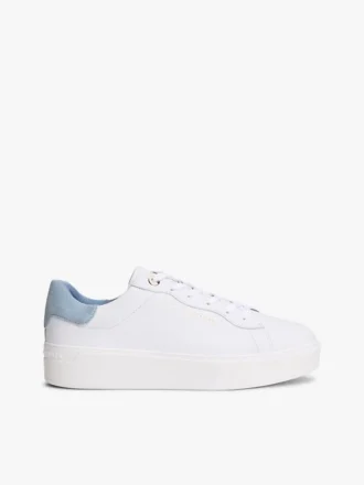 Sneaker mit Plateausohle aus Ledermix