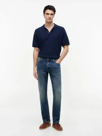 Stretch-Jeans in gerader Passform
