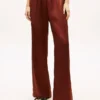 Stretch-Satin-Hose mit weitem Bein und Gummizug Stretch-Satin-Hose mit weitem Bein und Gummizug