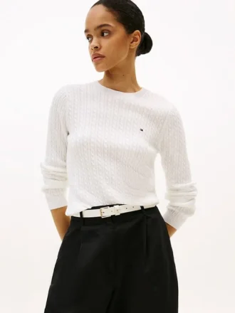 Strickpullover mit Zopfmuster