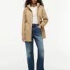 Sturmjacke mit Kapuze Sturmjacke mit Kapuze