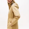 Sturmjacke mit Kapuze Sturmjacke mit Kapuze