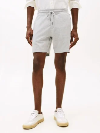 Sweatshorts mit Flaggenlogo