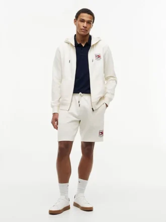 Sweatshorts mit gewelltem Flaggenlogo in Regular Fit