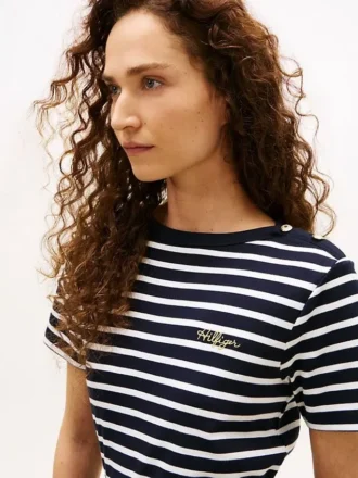 T-Shirt aus Baumwoll-Interlock mit goldenen Knöpfen