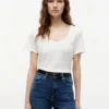 T-Shirt aus Leinenmischung mit U-Ausschnitt T-Shirt aus Leinenmischung mit U-Ausschnitt