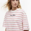 T-Shirt mit besticktem Schriftzug in lockerer Passform T-Shirt mit besticktem Schriftzug in lockerer Passform