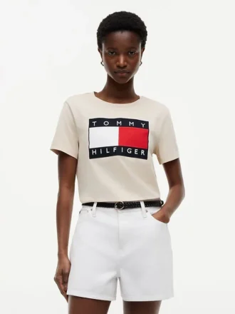 T-Shirt mit großem Flaggenlogo