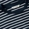 T-Shirt mit Rundhalsausschnitt und Fledermausärmeln T-Shirt mit Rundhalsausschnitt und Fledermausärmeln
