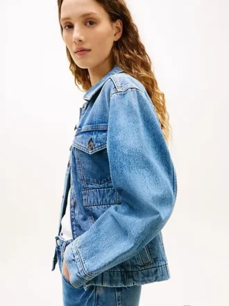 Taillierte Jeansjacke im Used-Look