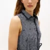 TH-Shirtkleid aus Krepp mit Gitterprint und Gürtel TH-Shirtkleid aus Krepp mit Gitterprint und Gürtel