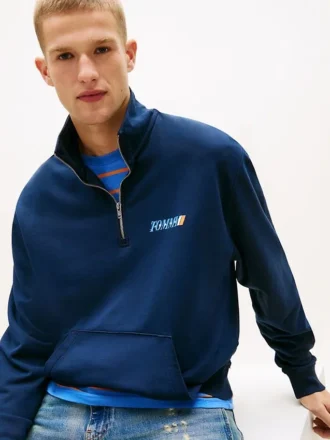Tommy Jeans Logo Sweatshirt mit Viertelreißverschluss