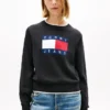 Tommy Jeans Pullover mit Flaggenlogo und Zierstreifen