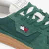 Tommy Jeans Skater-Sneaker mit gemischter Textur Tommy Jeans Skater-Sneaker mit gemischter Textur
