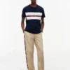 Tommy Jeans T-Shirt mit charakteristischem Logo-Streifen