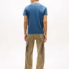 Tommy Jeans T-Shirt mit gewelltem Flaggenlogo Tommy Jeans T-Shirt mit gewelltem Flaggenlogo