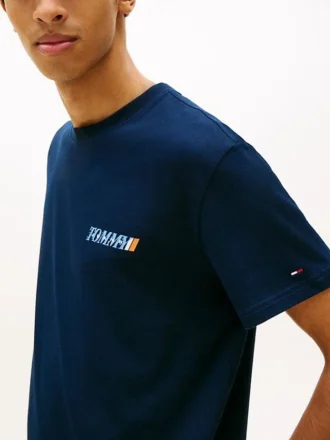 Tommy Jeans T-Shirt mit Logo auf der Rückseite