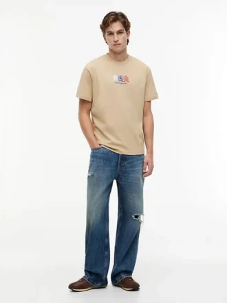 Tommy Jeans T-Shirt mit Multi-Crest-Logo
