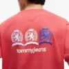 Tommy Jeans T-Shirt mit Multi-Crest-Logo Tommy Jeans T-Shirt mit Multi-Crest-Logo