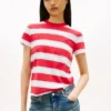 Tommy Jeans T-Shirt mit Streifen in Regular Fit Tommy Jeans T-Shirt mit Streifen in Regular Fit