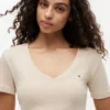 V-Ausschnitt „Favorite“ T-Shirt