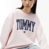 Varsity Tommy Logo Sweatshirt mit Rundhalsausschnitt