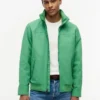 Wasserabweisende Regatta-Jacke mit Kapuze Wasserabweisende Regatta-Jacke mit Kapuze