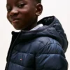 Wasserabweisende, zusammenpackbare Jacke für Kinder Wasserabweisende, zusammenpackbare Jacke für Kinder