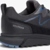 Wasserabweisender Tech-Sneaker aus Wildleder Wasserabweisender Tech-Sneaker aus Wildleder